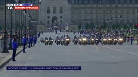 Hommage à Jacques Chirac: le "grand cortège" se dirige vers Saint-Sulpice