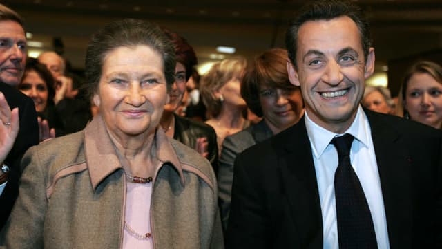 Simone Veil et Nicolas Sarkozy en avril 2007