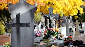 L'homme a été retrouvé mort dans une allée du Père-Lachaise.