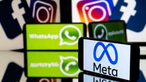 Cette photo prise le 12 janvier 2023 à Toulouse, dans le sud-ouest de la France, montre un smartphone et un écran d'ordinateur affichant les logos d'Instagram, Facebook, WhatsApp et de leur société mère Meta.