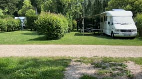 Le camping "Le Daxia" à Saint-Clair-du-Rhône dans l'Isère 