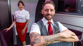 Virgin Atlantic autorise les tatouages visibles sur les bras. 