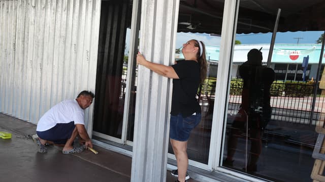 Les habitants s'organisent en Floride.