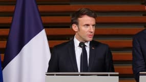 Emmanuel Macron à La Haye (Pays-Bas), le 30 janvier 2023.