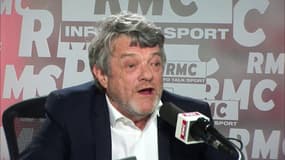 "Il n'y a pas marqué République quelque part ? Refaisons République !"