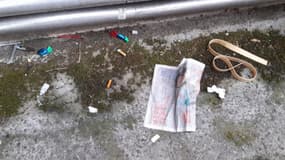 Des déchets autour de la place aux Bleuets à Lille