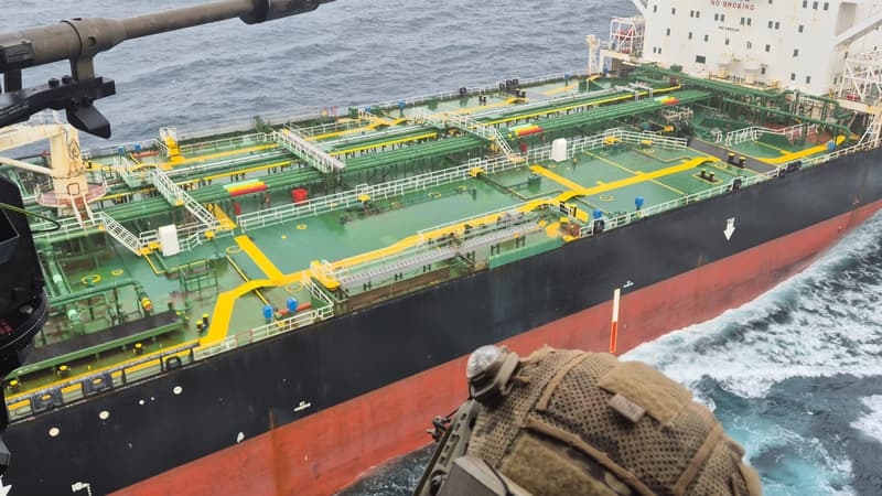 Le Kremlin dénonce l'arraisonnement "illégal" d'un pétrolier en provenance de Russie par la France