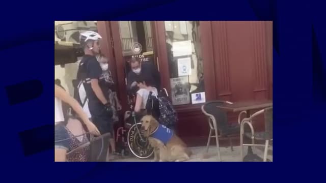 Mathilde et son chien accompagnateur