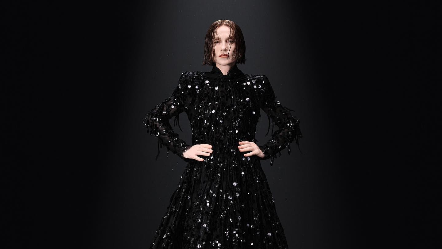 Isabelle Huppert pour Balenciaga - 2023