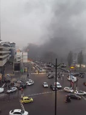 Taxi en colère: incident à Porte Maillot  - Témoins BFMTV