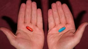 Pilule rouge ou bleue? Pour André Giordan, mieux vaut si possible éviter l'une et l'autre.
