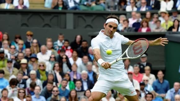 Roger Federer s'est incliné mercredi face au 116 joueur mondial à Wimbledon. Roger Federer s'est incliné mercredi face au 116 joueur mondial à Wimbledon.