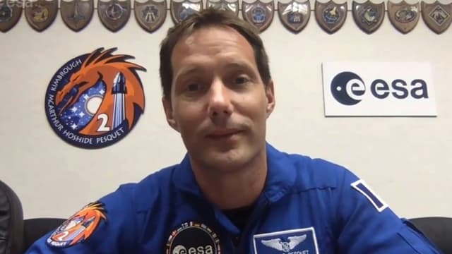 Peu avant son départ, l'astronaute français Thomas Pesquet confiait à la presse (ici en Floride le 19 avril 2021) que sa deuxième mission pourrait être "plus difficile"