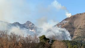 Incendie dans le  Champsaur le 26 mars 2022. 