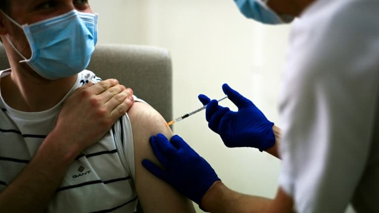 Covid-19: plus 2.216.000 vaccinations ont désormais été réalisées en France