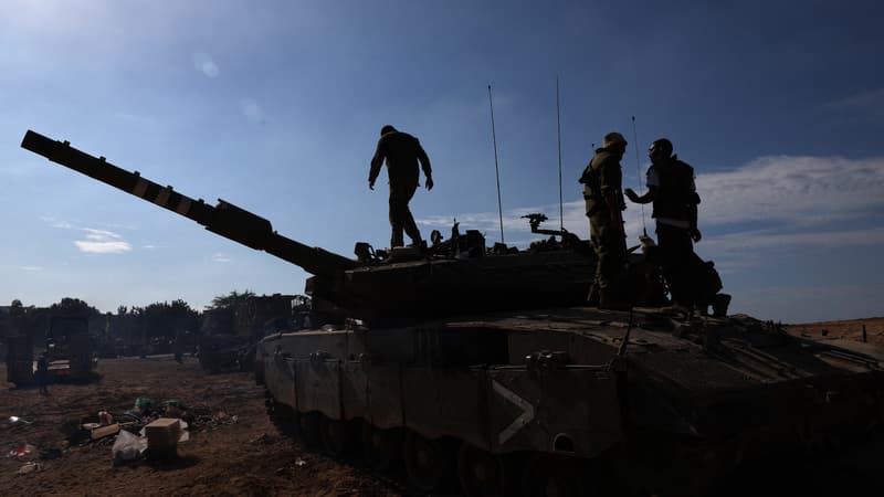 L'armée israélienne suspend 