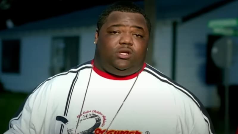 Big Pokey dans le clip "Sittin' Sidewayz" de Paul Wall (2005)