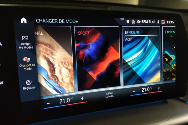 Sur l'écran central du BMW iX1, les différents modes d'ambiance peuvent être sélectionnés.