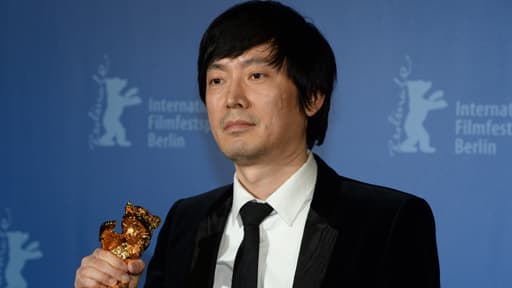 Diao Yinan brandit son ours d'or pour son film "Black coal, thin ice".