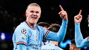 Erling Haaland et John Stones pendant un match de Manchester City en mars 2023