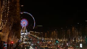 Les Champs-Elysées illuminés, en novembre 2016.