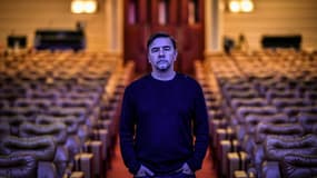 Le DJ français Laurent Garnier pose le 20 octobre 2021 au Grand Rex à Paris