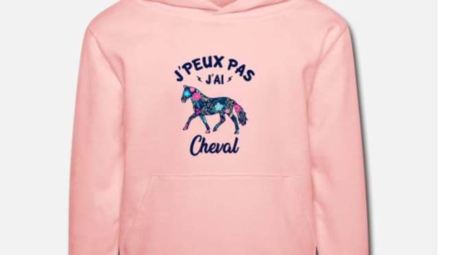 Un sweatshirt "J'peux pas j'ai cheval"