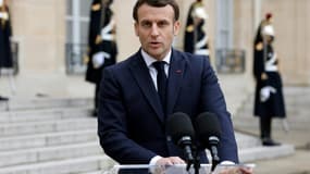 Le président français Emmanuel Macron à l'Elysée, le 4 février 2021 à Paris.