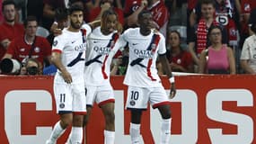 Marco Asensio et Ousmane Dembélé félicitent Bradley Barcola pour son but avec le PSG face au Losc, 3e journée de Ligue 1, 1er septembre 2024