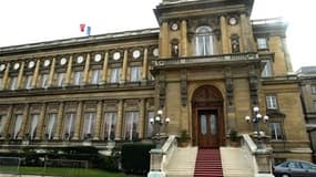 Le Quai d'Orsay, siège du ministère français des Affaires étrangères. La France combine poursuite de la pression militaire sur Mouammar Kadhafi et contacts avec des représentants du régime libyen pour tenter d'accélérer l'issue d'un bras de fer coûteux, q