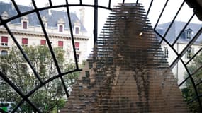 Maquette au 1/200e de la Tour Tirangle, par l'agence suisse Herzog & de Meuron, le 3 novembre 2014.