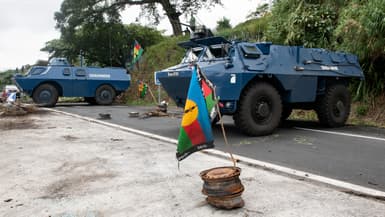 Des véhicules blindés de gendarmerie en Nouvelle-Calédonie, le 19 mai 2024