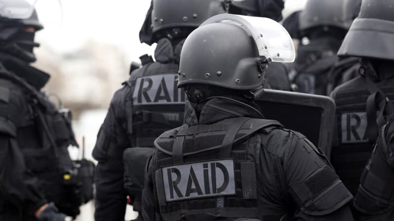Trans-en-Provence: un homme armé et retranché interpellé par le Raid