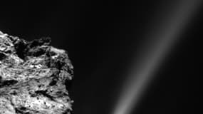 A l'approche du Soleil, la comète Tchouri a libéré des jets de gaz et de poussière - 
