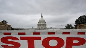 Un panneau "stop" à Washington - Image d'illustration 