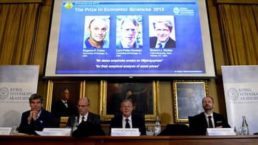 Deux de ces trois économistes viennent de l'université de Chicago.