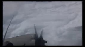 Dorian: les images aériennes au cœur de l'ouragan au-dessus des Bahamas