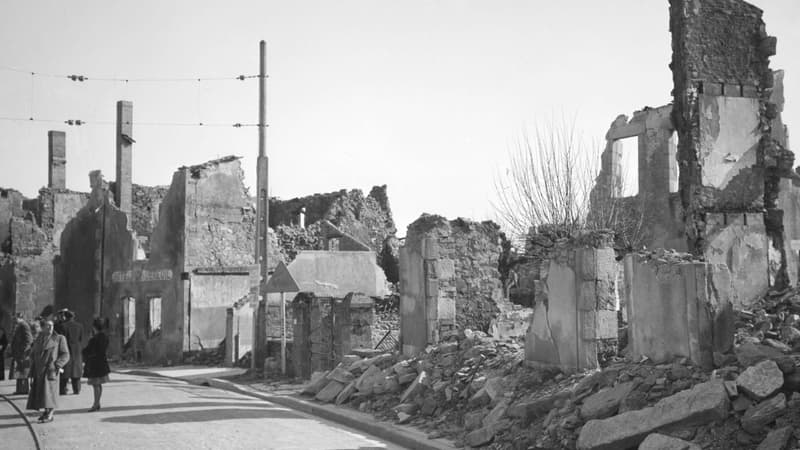 Une photo non datée du village en ruines d'Oradour-sur-Glane, où 642 Français ont été massacrés par les nazis en juin 1944.