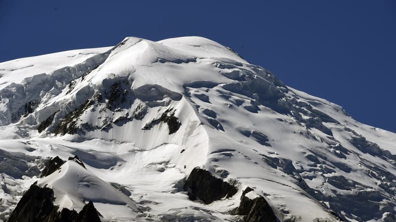 Le Mont-Blanc, haut de 4810 mètres, dans les Alpes françaises.