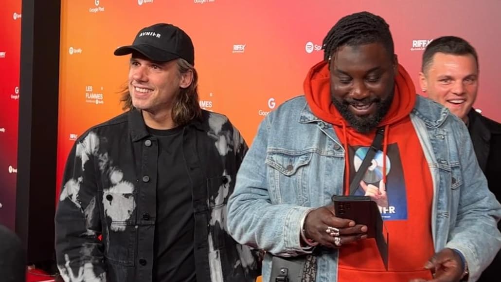 Orelsan, Ablaye et Clément Cotentin arrivant à la cérémonie des Flammes Orelsan, Ablaye et Clément Cotentin arrivant à la cérémonie des Flammes