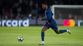 Nuno Mendes avec le PSG contre Arsenal, au Parc des Princes le 7 mai 2025