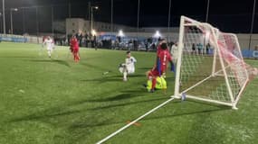 Les joueurs de l'équipe de foot des amputés de l'OM ont disputé leur premier match ce samedi 8 février, face à Annecy.