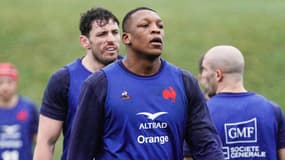 Cameron Woki pendant un entraînement du XV de France en février 2024