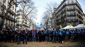 Des manifestants étaient réunis à Paris jeudi 16 février 2023 pour protester contre le projet de la réforme des retraites.