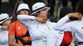 L'achère sud-coréenne Sihyeon Lim bat le record du monde pendant le tir de classement du tir à l'arc des JO de Paris, le 25 juillet 2024