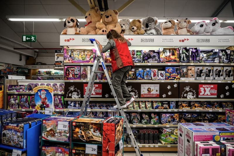 Victime De L inflation Le March Des Jouets Est En Fort Repli Avant La 