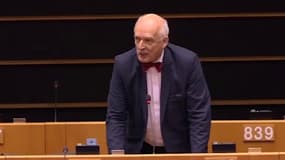 L’eurodéputé polonais d’extrême droite Janusz Korwin-Mikke au parlement européen le 2 mars 2017