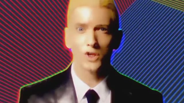 Eminem sortira un nouvel album en novembre.