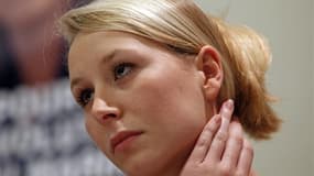La candidate FN Marion Maréchal-Le Pen (36,5%) l'emporterait d'une courte tête sur le député UMP sortant Jean-Michel Ferrand (34,5%) dans la 3e circonscription du Vaucluse, selon un sondage BVA pour le Dauphiné Libéré et Vaucluse Matin. La petite-fille de