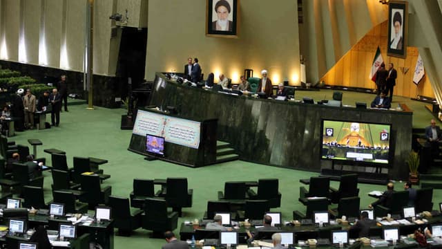Des députés iraniens assistent à une session parlementaire, le 1er mars 2016, à Téhéran.